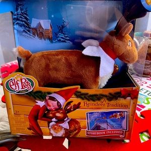 Elf pets, reindeer in box (new)